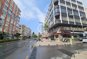 Mersin Akdeniz İstiklal Caddesine Cepheli Asansörlü Satılık 1+1 Büro & Ofis