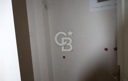 GAZİEMİR ATIFBEY MAH. MEYDAN DA KAPALI MUTFAK 2+1 KİRALIK DAİRE