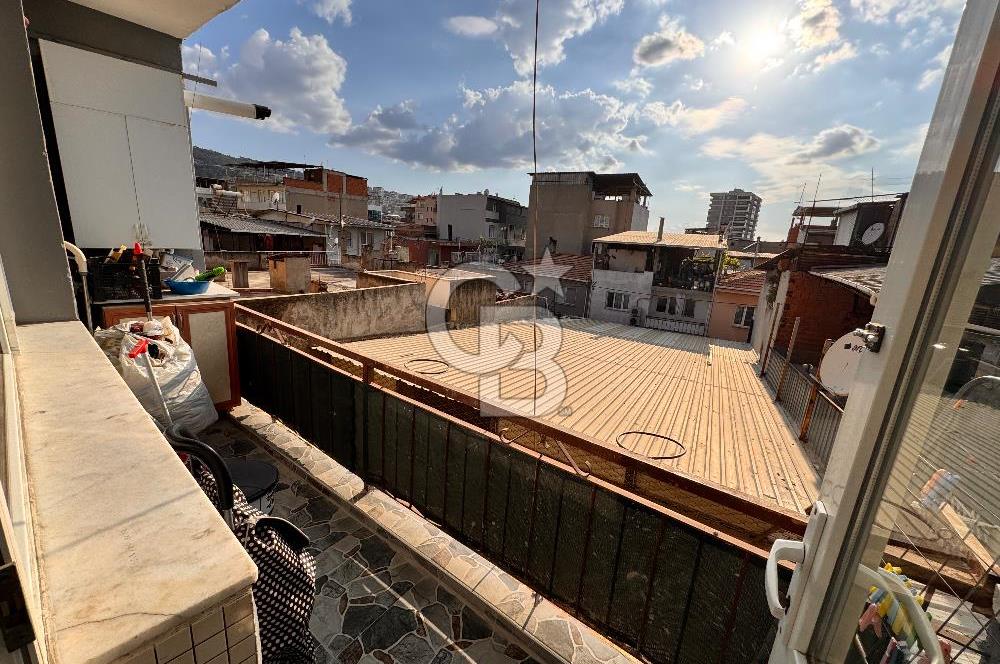 SATILIK 2+1 DAİRE  BORNOVA BİRLİK MAHALLESİ
