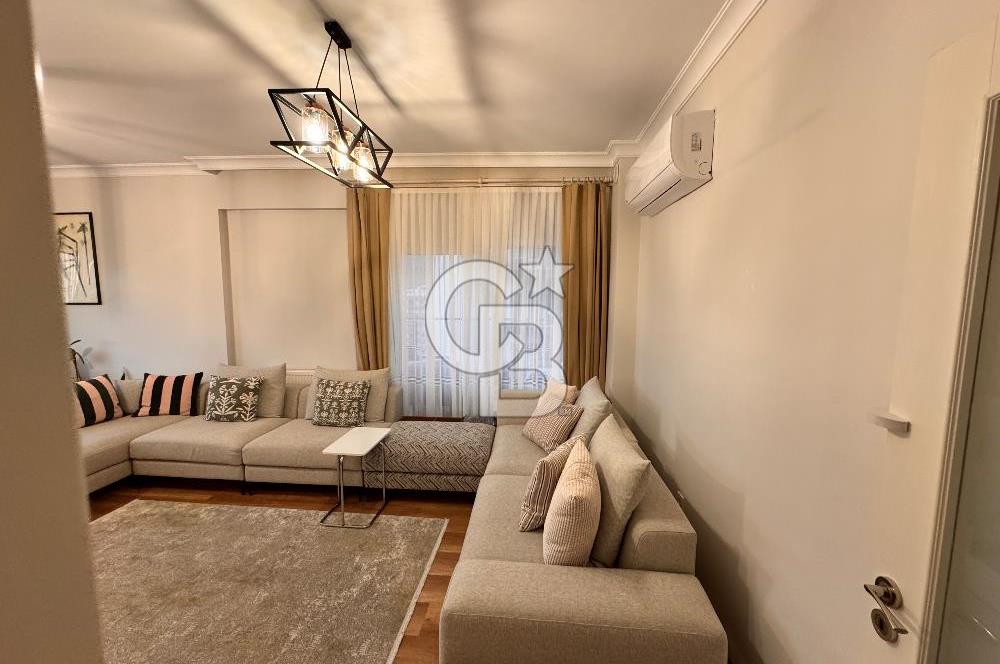 Bayraklı Yamanlar’da Deniz Manzaralı, Güvenlikli Sitede 3+1 Ferah Daire