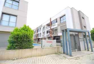 Şehrin Yanı başı Görece' de Doğa içinde Modern Yaşam 2+1 Satılık Daire