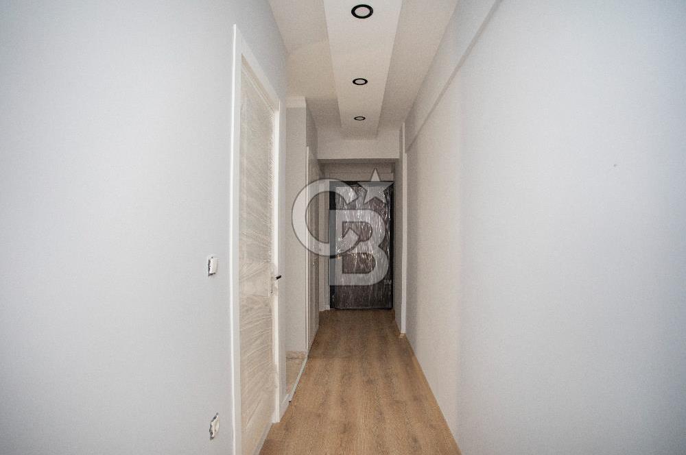 Foça Kazım Dirik'te Satılık Bahçeli 3+1 Dubleks Daire