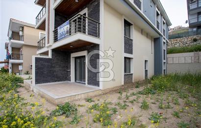 Foça Kazım Dirik'te Satılık Bahçeli 3+1 Dubleks Daire