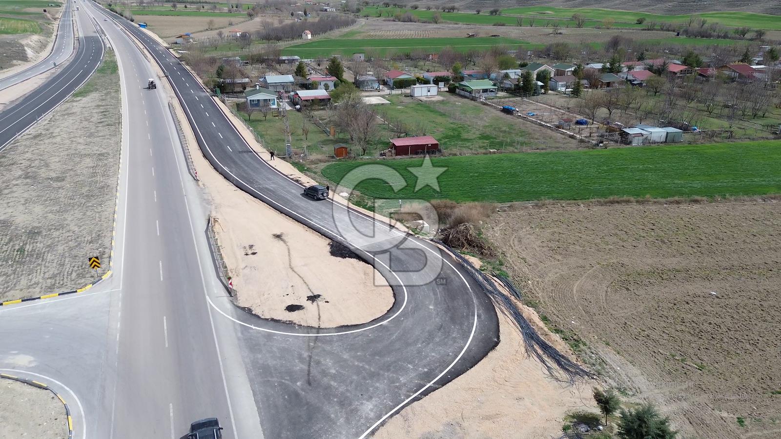 AYAŞ - BEYPAZARI ANA YOLUNA CEPHELİ 6.507 M2 SATILIK TARLA