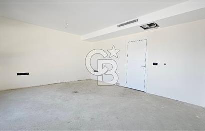 İZMİR BORNOVA EVKA-3'TE KİRALIK İŞYERİ 3 KATLI KOMPLE BİNA