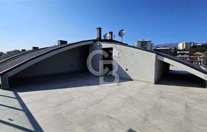 İZMİR BORNOVA EVKA-3'TE KİRALIK İŞYERİ 3 KATLI KOMPLE BİNA