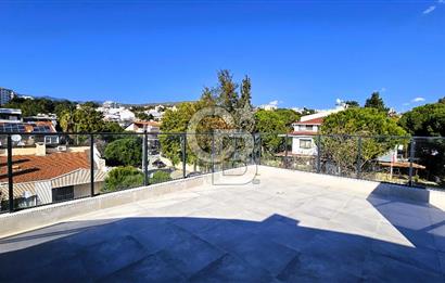 İZMİR BORNOVA EVKA-3'TE KİRALIK İŞYERİ 3 KATLI KOMPLE BİNA