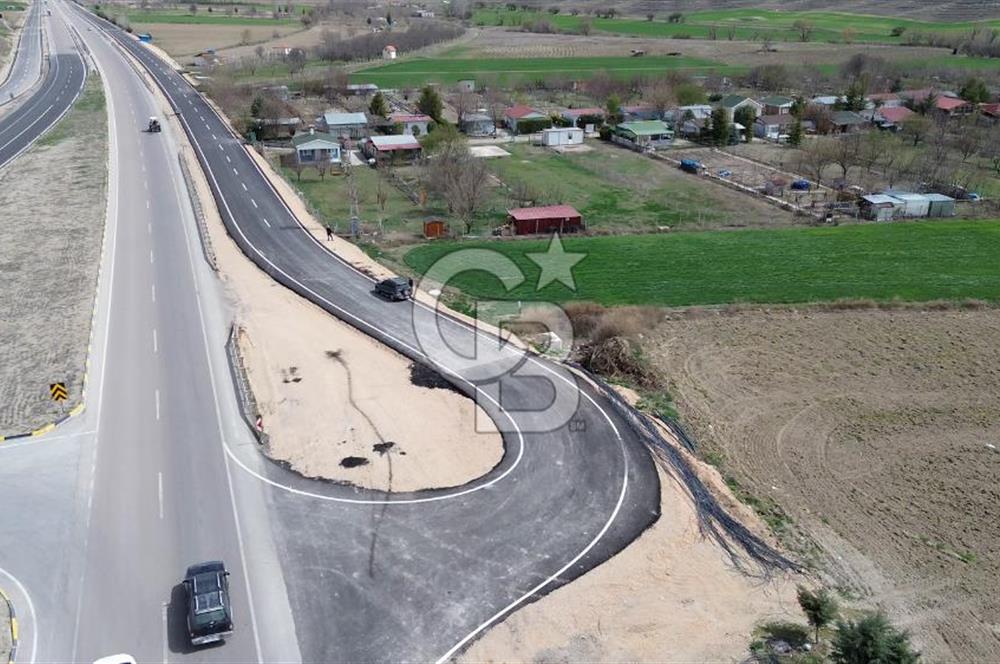 AYAŞ - BEYPAZARI ANA YOLUNA CEPHELİ 6.507 M2 SATILIK TARLA