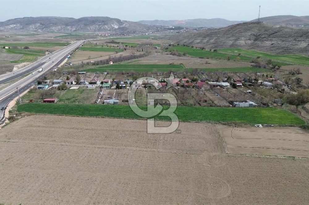 AYAŞ - BEYPAZARI ANA YOLUNA CEPHELİ 6.507 M2 SATILIK TARLA