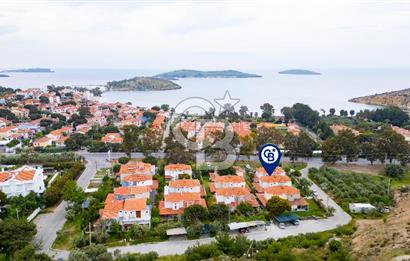 Foça Gündoğdu Sitesi'nde Satılık Dubleks Villa