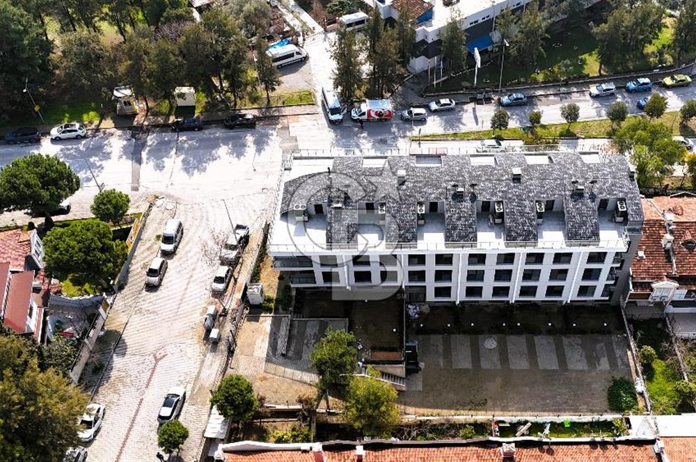İZMİR BORNOVA EVKA-3'TE KİRALIK İŞYERİ 3 KATLI KOMPLE BİNA