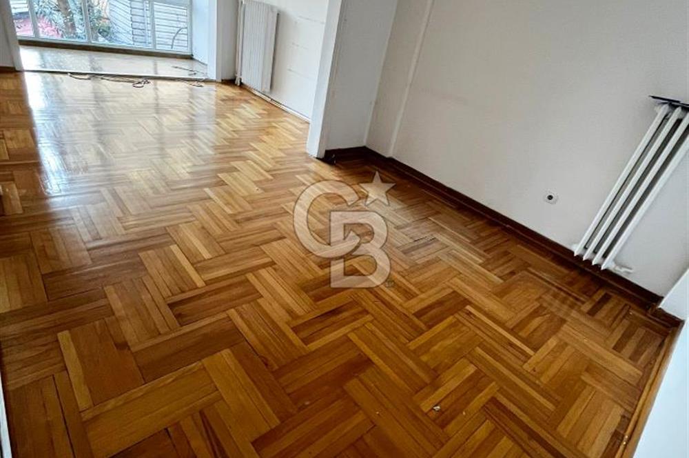 BAĞDAT CADDESİ ÜZERİNDE KONUT VE İŞYERİNE UYGUN KİRALIK 3+1