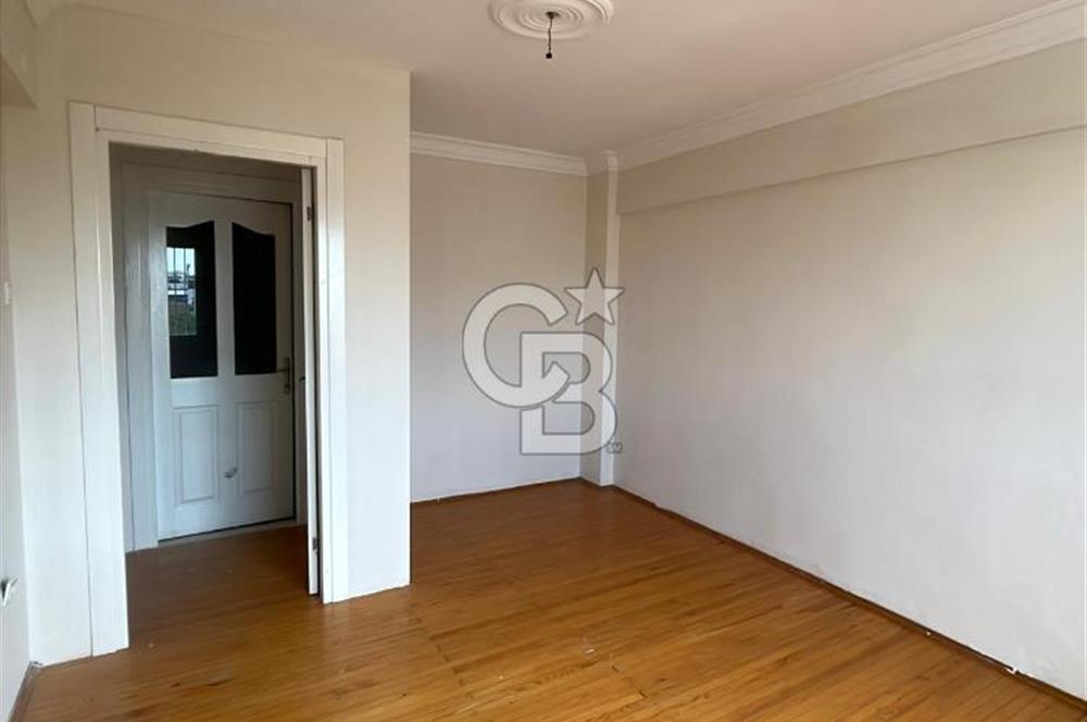 ÇİĞLİ -ŞİRİNTEPE- DERE CADDESİNDE SATILIK 4+1FIRSAT GENİŞ DAİRE
