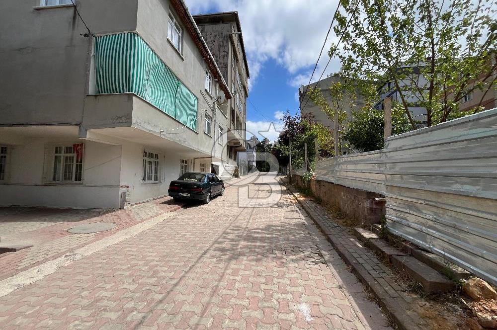 2 KATLI BİNANIN 2. KATINDA AYRI MUTFAKLI GENİŞ KİRALIK 2+1