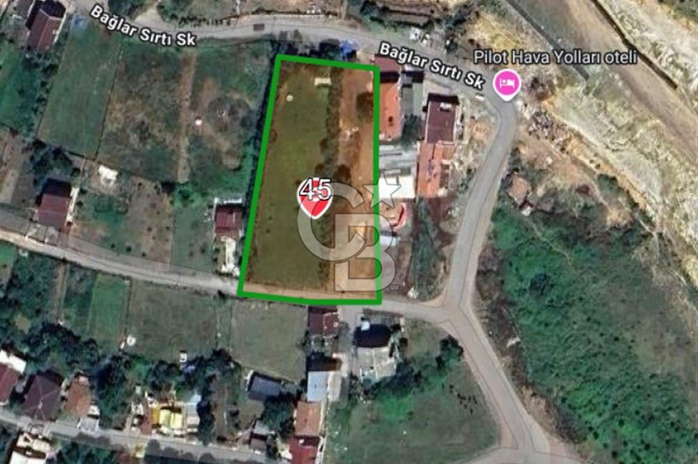 havalimanına sadece 1 km, kaçırılmayacak yatırım fırsatı, satılık 1.500 m2 tarla.