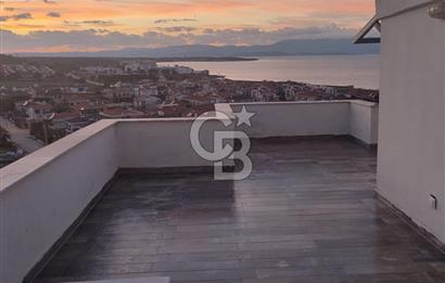 Çeşme Çiftlikköy'de Sakız Adası Manzaralı Yazlık