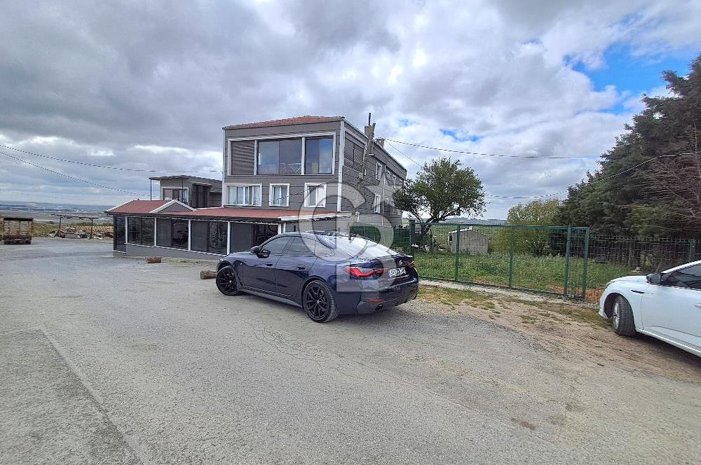 havalimanına sadece 1 km, kaçırılmayacak yatırım fırsatı, satılık 1.500 m2 tarla.