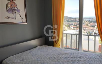 Çeşme Çiftlikköy'de Sakız Adası Manzaralı Yazlık
