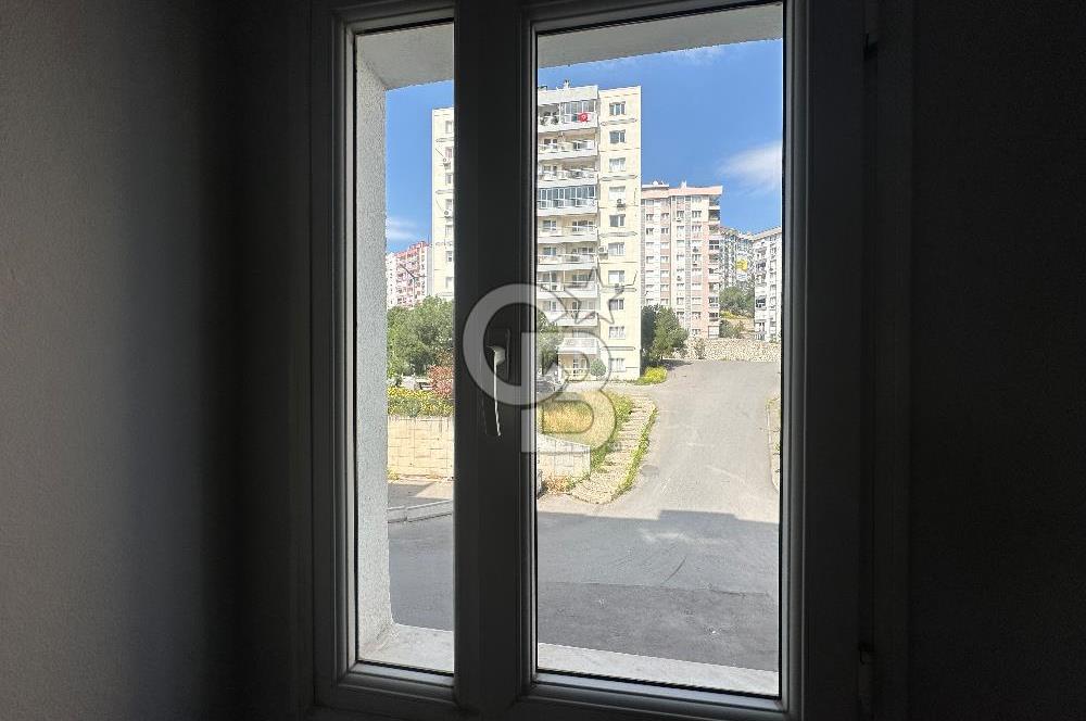 Çiğli Yakakent Mh. Arakat Deniz Manzaralı 3+1 130m2 Kiralık Daire 
