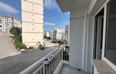 Çiğli Yakakent Mh Deniz Manzaralı Arakat Satılık 3+1 Daire 