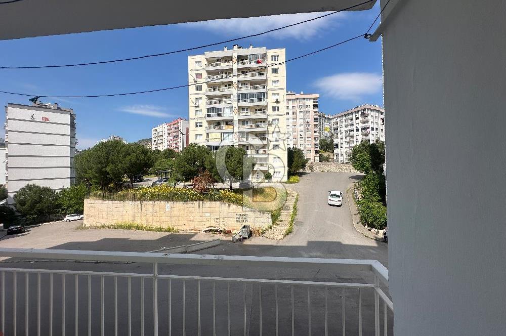 Çiğli Yakakent Mh Deniz Manzaralı Arakat Satılık 3+1 Daire 