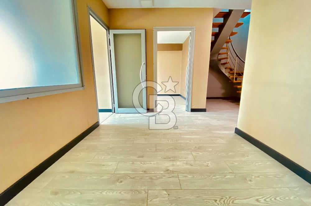 Mustafa Kemal Mahallesi'nde Prestijli 150 m2 Hazır Ofis Satılık