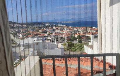 Çeşme Çiftlikköy'de Sakız Adası Manzaralı Yazlık
