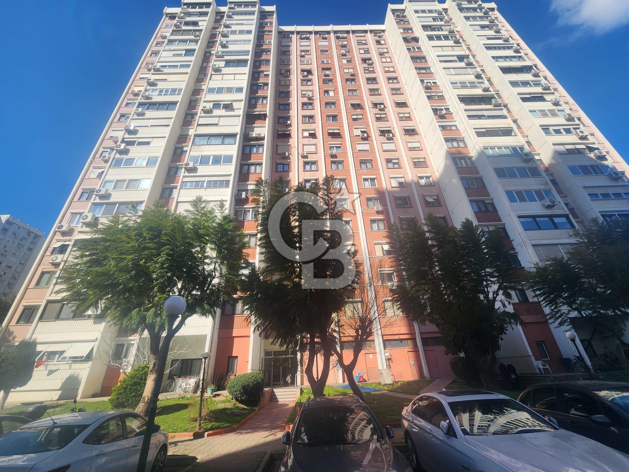 MAVİŞEHİR SELÇUK BLOKLARINDA DENİZ MANZARALI SATILIK 4+1 DAİRE