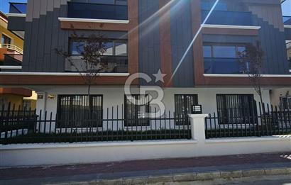 İLKADIM MAHALLESİNDE OTURUMA HAZIR SIFIR BİNADA SATILIK 2+1