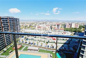 Manisa Meydan Sitesi Kiralık Havuz Cephe 2+1 Kapalı Mutfak Daire