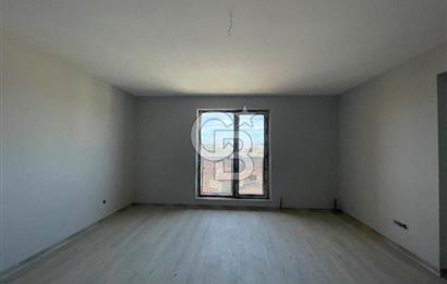 Güneşevlerde Satılık Site içinde 6+2 satılık daire