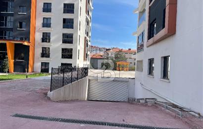 Güneşevlerde Satılık Site içinde 6+2 satılık daire
