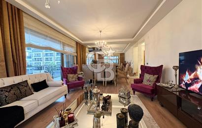 BLİFE ATASEHİR SİTESİNDE ÖZEL TADİLATLI BÜYÜK 3+1 SATILIK DAİRE