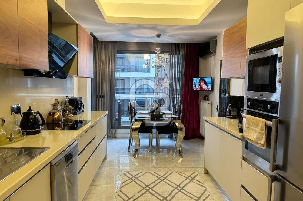 BLİFE ATASEHİR SİTESİNDE ÖZEL TADİLATLI BÜYÜK 3+1 SATILIK DAİRE