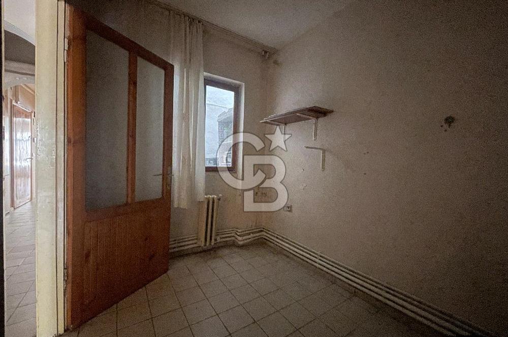 ŞEHRİN GÖBEĞİNDE, GENİŞ 3+1 KİRALIK DAİRE