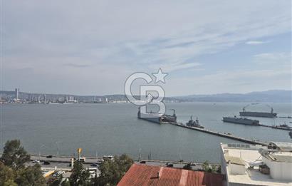 Bayraklı Gümüşpala Deniz Manzaralı Özel Dizayn Kiralık 2+1 Daire