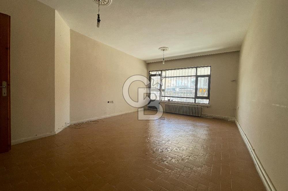 ŞEHRİN GÖBEĞİNDE, GENİŞ 3+1 KİRALIK DAİRE