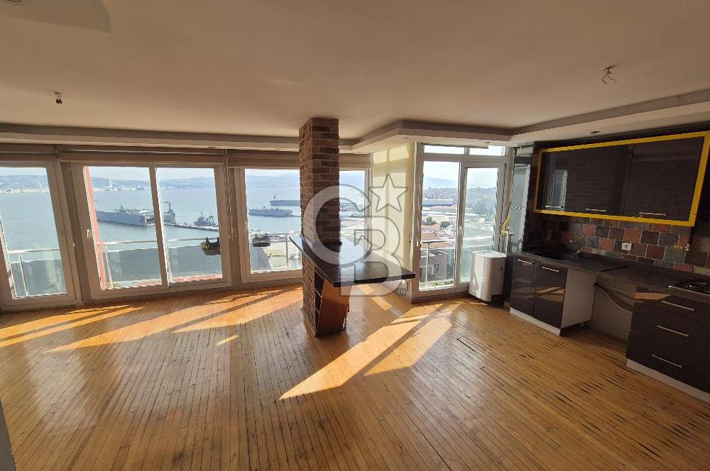 Bayraklı Gümüşpala Deniz Manzaralı Özel Dizayn Kiralık 2+1 Daire