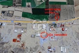 HANGARI DEPOSU TRAFOSUYLA OTOYOLUN KENARI FIRSAT HAZIR PARSEL