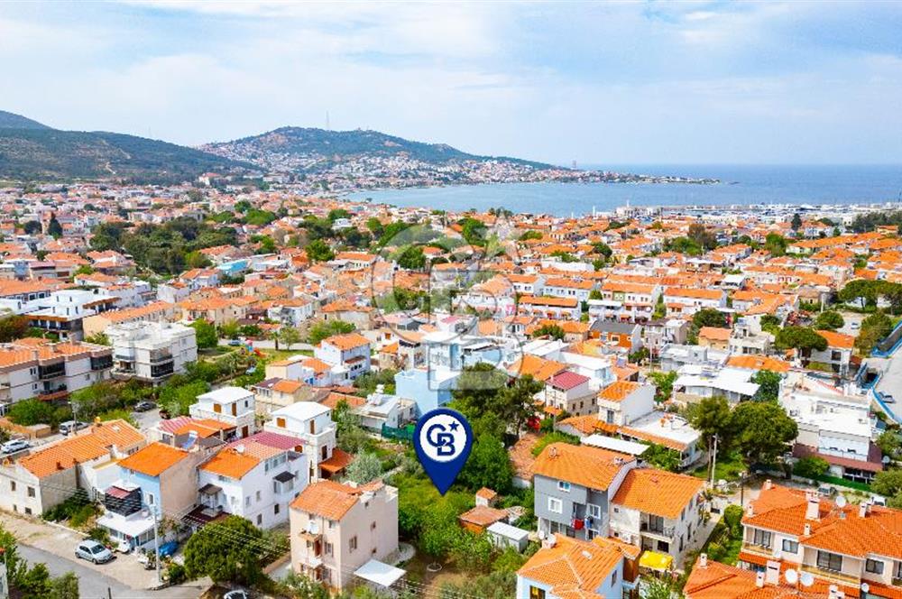Yenifoça Merkezde Marinaya Yürüme Mesafesinde Satılık Arsa