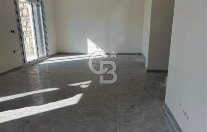 YENİFOÇA'DA SATILIK 3+2 TRİPLEX 