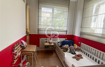 Ulus Gazete Muhabirleri Sitesi'nde 3+1 Kiralık Bakımlı Daire
