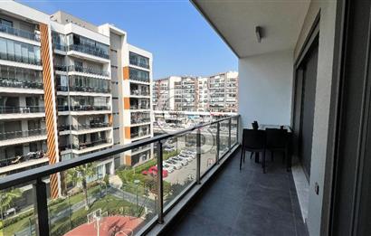 Ataşehir Modern Sitesinde Eşyalı Satılık 1+1 Daire