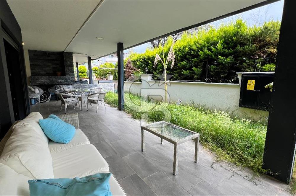 Kuşadası Güzelçamlı Denize Yürüme Mesafesinde 3+1 Satılık Villa