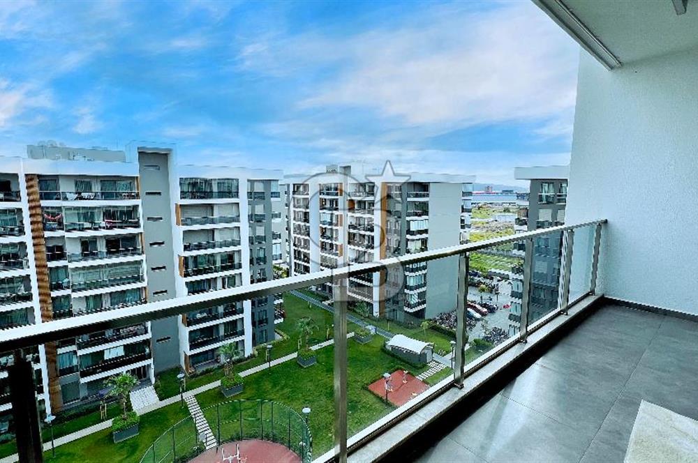 Ataşehir Modern Sitesinde 1+1 Eşyalı Kiralık Daire