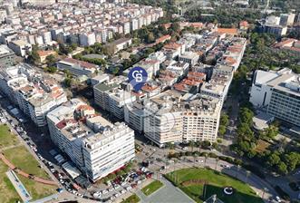 Swiss Otel Yakını Otoparklı Geniş Daire