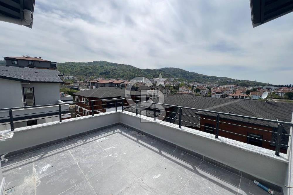 Topçular'da Doğanın İçinde Deniz Manzaralı Sıfır 3+1 ÇatıDubleks