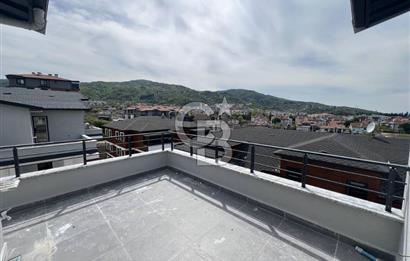 Topçular'da Doğanın İçinde Deniz Manzaralı Sıfır 3+1 ÇatıDubleks
