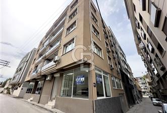 Karşıyaka Anadolu Caddesi Yakını Kiralık Köşe Dükkan-Ofis