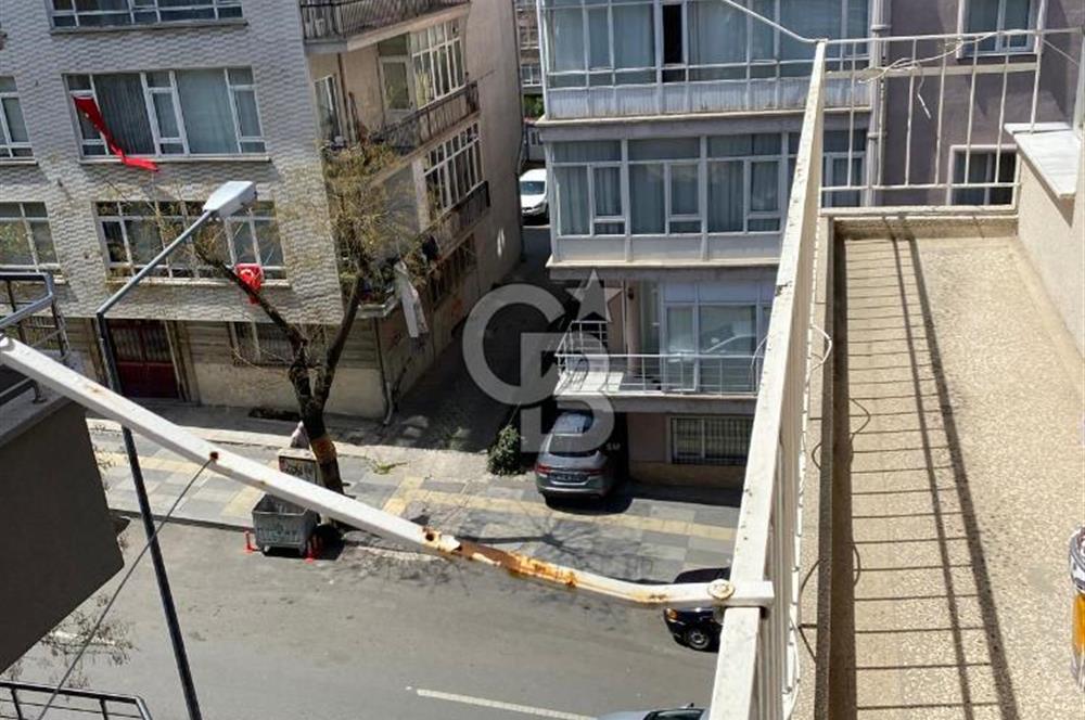 TUNALI HİLMİ CADDESİ İLE HACIYOLU CADDESİ KESİŞİMİNDE 3+1 KİRALIK DAİRE